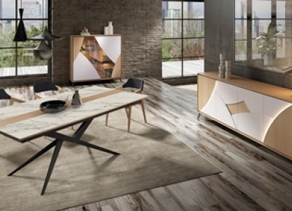 Table de repas avec allonge, Fauteuil, Grande vitrine 2 portes,Enfilade 4 portes